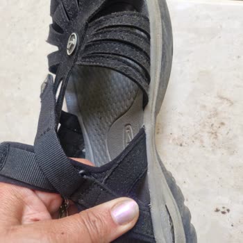 Keen Sandaletin Topuğu Yarıldı Garanti Sürecinde Mağduriyet Yaşadım