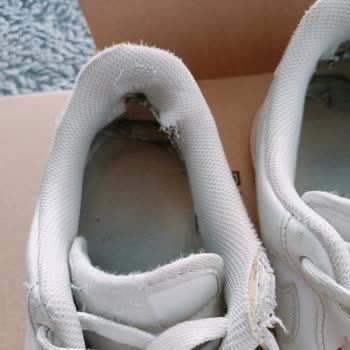 Kısa Sürede Yıpranan Ayakkabıma Garanti Desteği Sağlanmadı