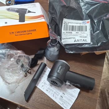 Sipariş Verdiğim Şarjlı Süpürge Yerine Kalitesiz Ve Farklı Bir Ürün Gönderildi