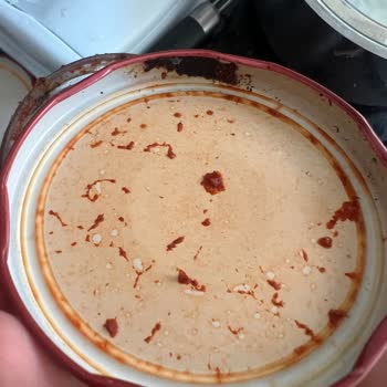 Aldığım Domates Salçası Bozuk Çıktı Ve Kötü Koku Yayıyor