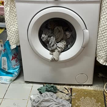 Çamaşır Makinesi Camı Patladı, Güvenlik Endişesi Ve Mağduriyet