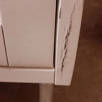 Aldığım Banyo Dolabında Erken Çatlama Ve Garanti Sorunu