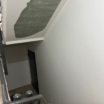 Tavan Boşluğu Nedeniyle Acil Tahliye Ve Eksik Tamirat Mağduriyeti