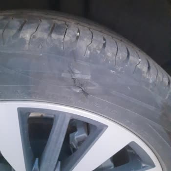 7 Bin Kilometrede Lastiklerin Dağılması Ve Garanti Mağduriyeti