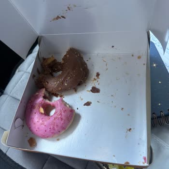 Donut Ürünlerinde Ekşime Ve Olumsuz Mağaza Yaklaşımı Hayal Kırıklığı Yarattı