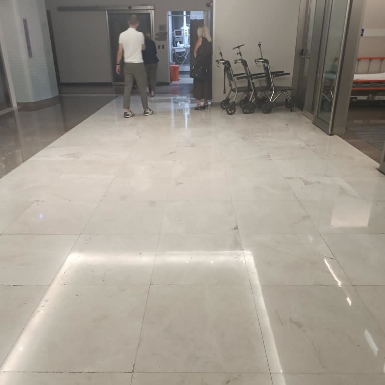 Acil Serviste Tahlil Sonuçları İçin Uzun Süre Bekletildim Bilgi Verilmedi