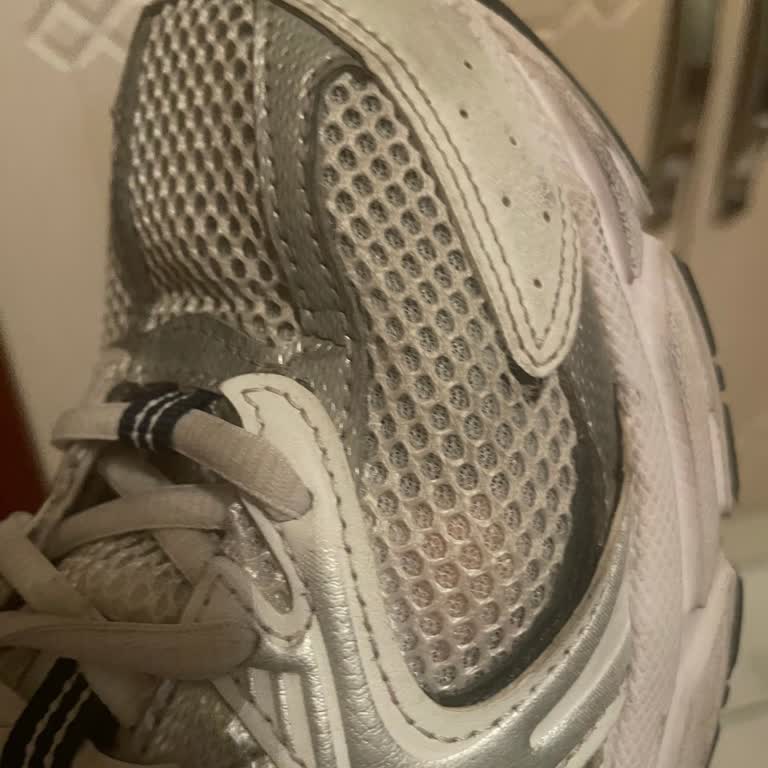 New Balance Ayakkabıda Kalite Sorunu Ve Garanti Mağduriyeti