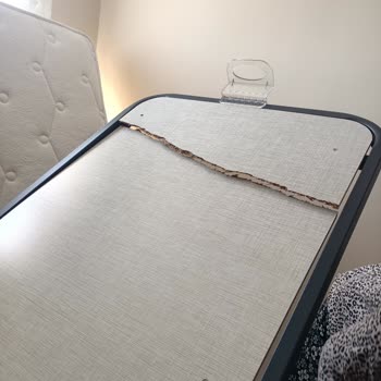 Yeni Alınan Baza Kırıldı Ve İlgisizlik Mağduriyet Yarattı