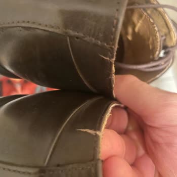 DS Damat İnternet Siparişimde İki Kez Sorunlu Ayakkabı Gönderildi Mağaza İlgisiz Kaldı