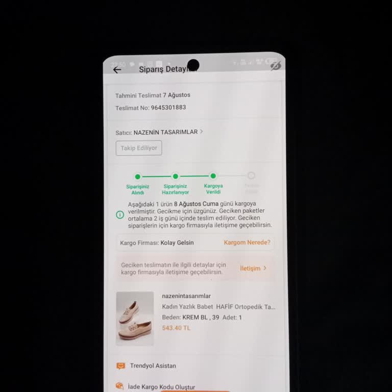 Kolay Gelsin Kargo Teslimatında Gecikme Ve Bilgilendirme Eksikliği Mağduriyet Yaşadım