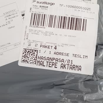 Defolu Ve Eksik Ürün Teslimatı, Yetersiz Çözüm Süreci: Sağlam Ürün Veya Para İadesi Talebim Var