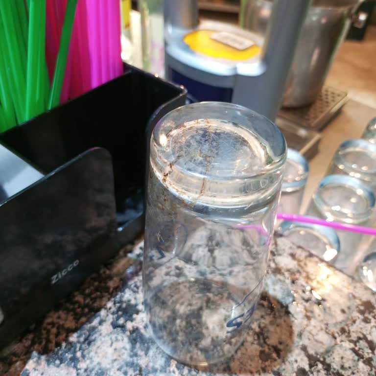 Serenis Otel’de Kötü Hizmet, Hijyen Sorunları Ve Saygısız Personel Deneyimi