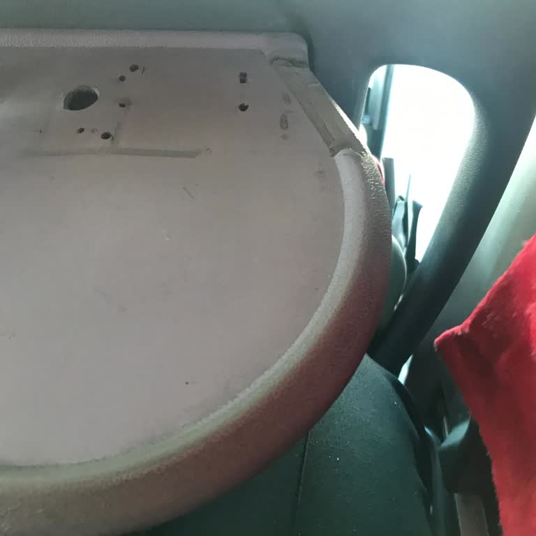 Zümrüt Turizm Yolculuğunda Sigara, Fazla Yolcu Ve İlgisizlik Sorunu