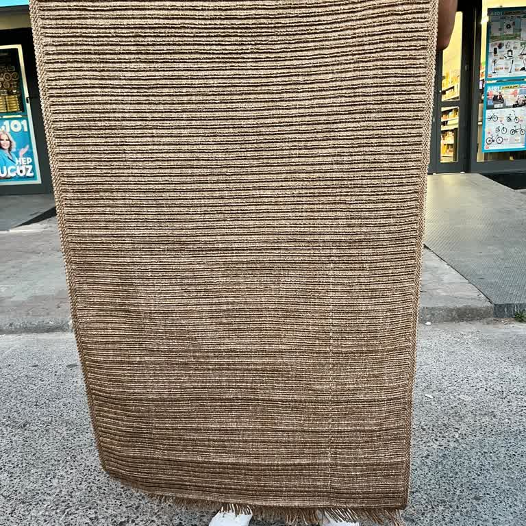 Defolu Halı İadesi Kabul Edilmiyor, Müşteri Hizmetlerinden Dönüş Yok