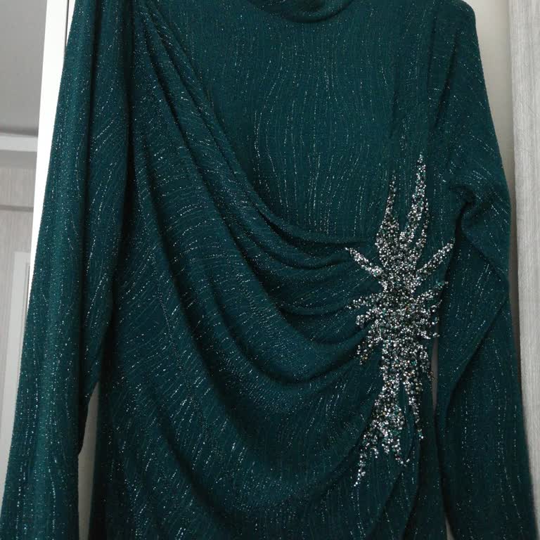 Kullanılmış Ve Etiketsiz Elbise, Ekstra Kargo Ücreti Şoku!