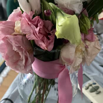 Çiçek Sepeti'nden Aldığım Solmuş Ve Hatalı Çiçekler İçin Çözüm Bekliyorum