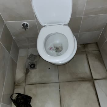 Develi Devlet Hastanesi Ziyaretçi Tuvaletlerinde Sürekli Hijyen Sorunu