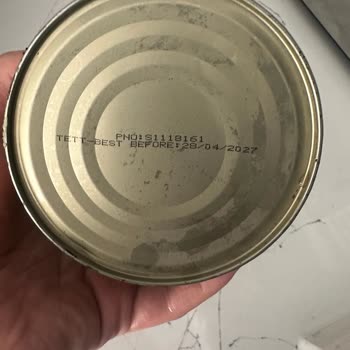 Fora Zeytin Az Tuzlu Siyah Zeytin Kutusunda Paslanma ve Sağlık Endişesi