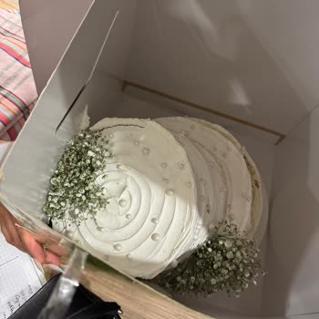 Nişan Pastamız Devrilmiş Halde Teslim Edildi, Ücret İadesi İstiyoruz