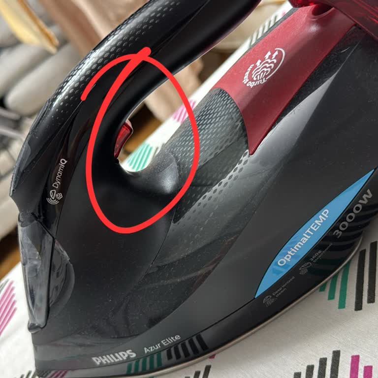 Philips Ütüde Kronik Buhar Düğmesi Arızası Ve Ücretli Onarım Talebi