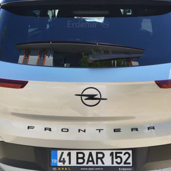 Sıfır Araçta Bagaj Kapağı Boya Ve Kaporta Kusurları Nedeniyle Garanti Talebi