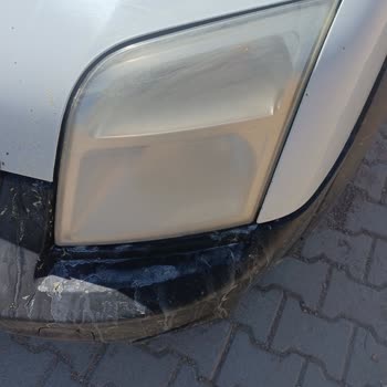 Ford Connect Farlarında Kronik Sararma Sorunu Ve Servis İlgisizliği