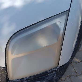 Ford Connect Farlarında Kronik Sararma Sorunu Ve Servis İlgisizliği