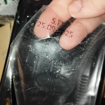 Unistanbul Gıda Getir Büyük'ten Gelen Bozuk Kalem Börek Sağlığımı Riske Attı