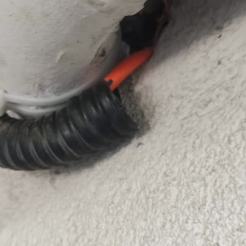 TÜRKSAT Kablo Net Kurulumu Sonrası Zil Tesisatında Oluşan Hasarın Giderilmemesi