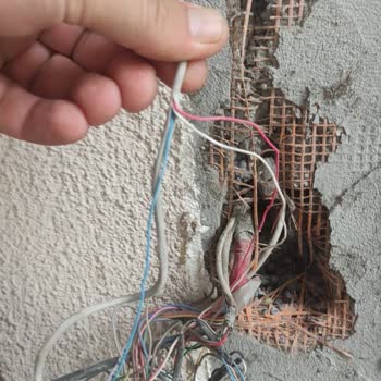 TÜRKSAT Kablo Net Kurulumu Sonrası Zil Tesisatında Oluşan Hasarın Giderilmemesi