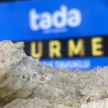 Tada Pesto Soslu Tavuklu Sandviçten Kıl Çıkması Hijyen Endişesi