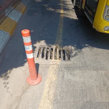 Yanlış Yerleştirilen Rögar Kapağı Bisikletime Zarar Verdi