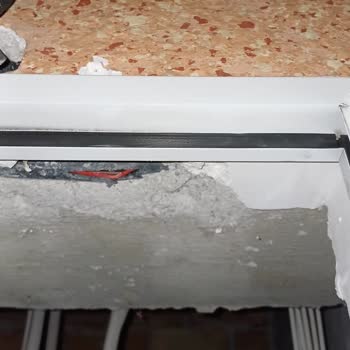 Türk Telekom'un İzinsiz Fiber Hattı Elektrik ve TV Arızasına Yol Açtı Çözüm Bekliyoruz