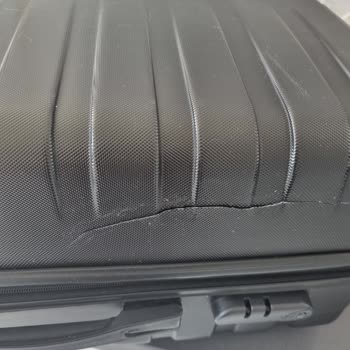 Bagajım Sert Taşındı Ve Valizim Hasar Gördü