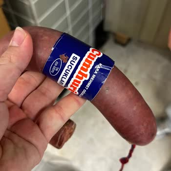 Yüksek Fiyatlı Dana Sucukta Küf Çıktı, Sağlığım Ve Güvenim Sarsıldı