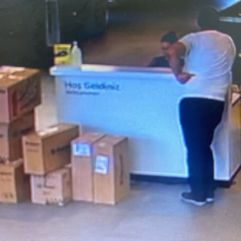 Eksik Ürün Teslimatı Ve Müşteri Hizmetlerinin Sorunu Çözmemesi