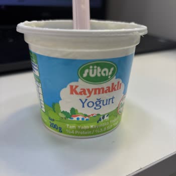 Sütaş Kaymaklı Yoğurt'ta Kıl Çıkması Ve Hijyen Endişesi