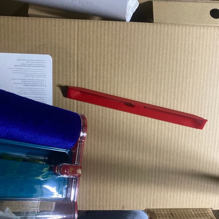 Dyson Süpürge Kutusundan Eksik Parça Çıkması Ve Ücret Talebi