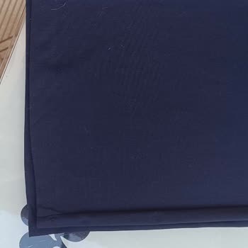 Sevilen Tekstil Kumaşları Aşırı Kötü Ve Hepsinde İllaki Bir Defo Var