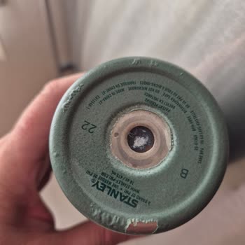 Kutupayısı Stanley Bardağın Tabanında Boya Soyulması Ve Teknik Servisten Destek Alamama Sorunu