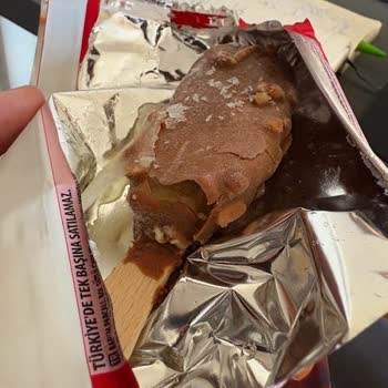 Golf Dondurma Bravo Dondurma'da Bozuk Tat Ve Ambalaj Sorunu