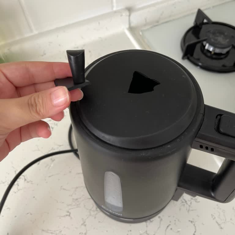 Garanti Kapsamındaki Çay Makinem Tamir Edilmeden Ve Hasarlı Şekilde Geri Gönderildi