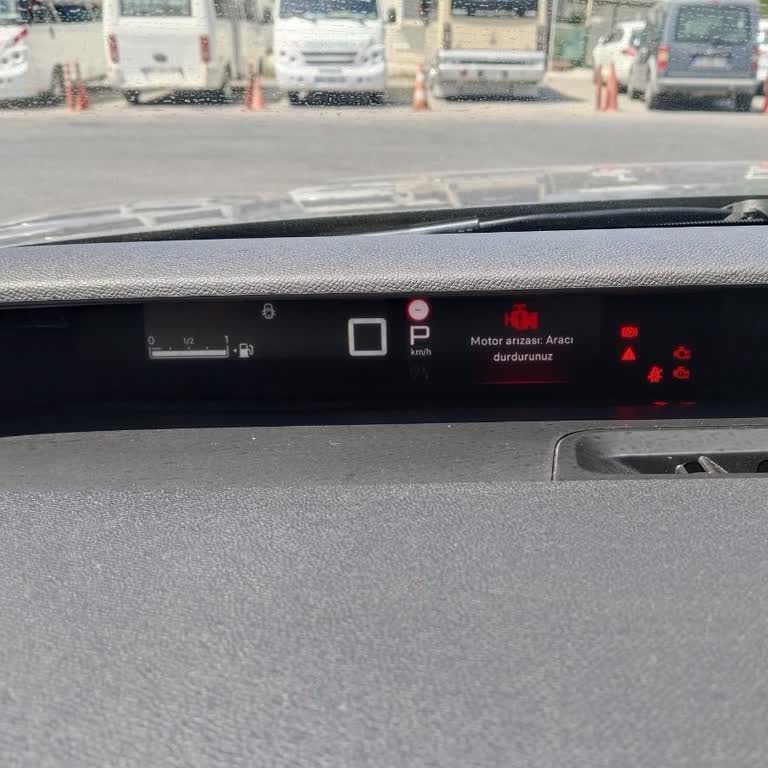 Sıfır Araçta Tekrarlayan Arıza Ve Servis İlgisizliği Nedeniyle Mağduriyet