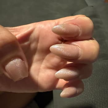 Kısa Sürede Kırılan Tırnaklar İçin Verilen Güvence Tutulmadı, Çözüm Sunulmadı