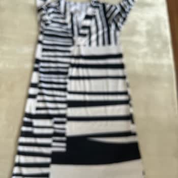 Aldığım Elbiseler Kalitesiz Çıktı, İade Ve Para İadesi Yapılmıyor!