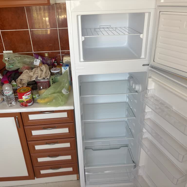 Yeni Alınan Buzdolabının Arızası Ve Servis Sürecindeki Mağduriyet