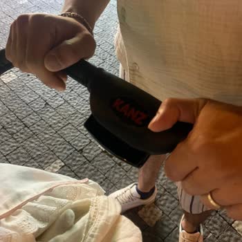 Bebek Arabası Katlama Mekanizması Arızası Ve Uzun Servis Süresi Nedeniyle Mağduriyet