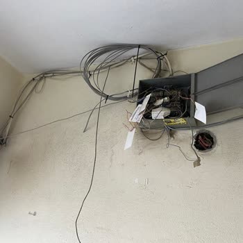 Fiber Altyapı İçin Aylardır Çözülmeyen Ankastre Kutusu Sorunu Ve Sürekli Oyalama