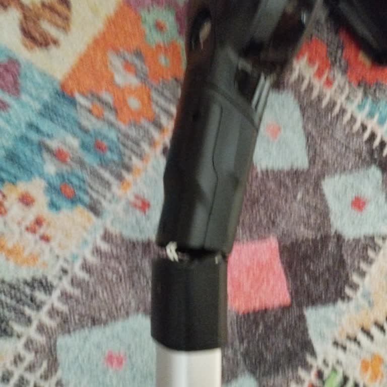 Philips Speed Pro Max Süpürge Borusu Garantiye Rağmen Kırıldı Ve Ücret Talep Edildi