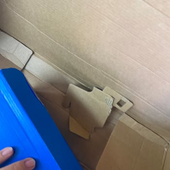 Aldığım Ayakkabının Kutusu Paramparça Geldi